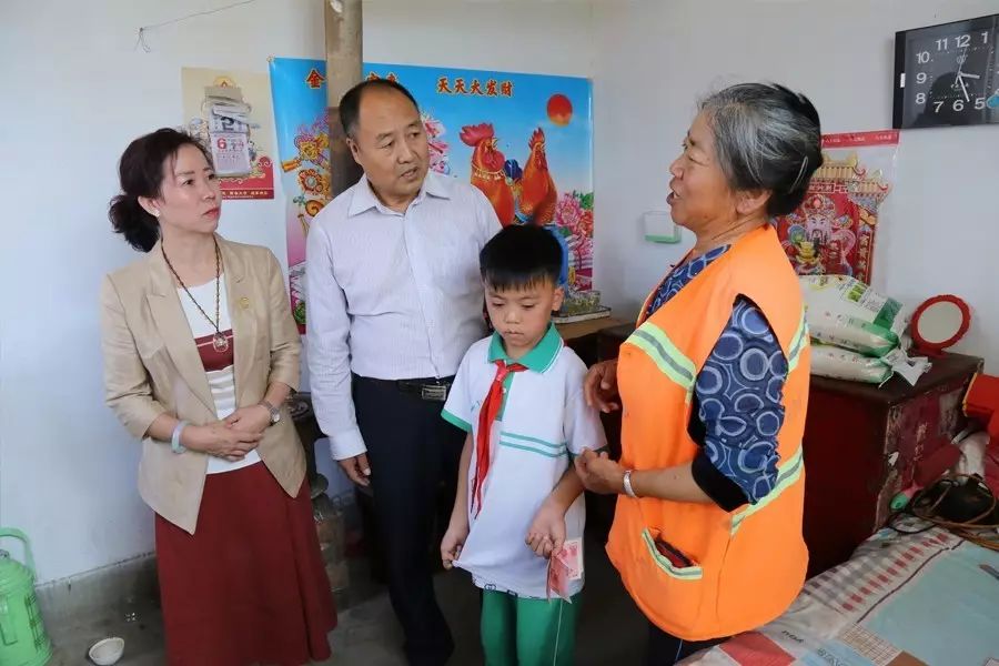 119th Guangming Sunhope Liu Jinping Primary School, Guyang County, Baotou City 119th Guangming Sunhope Liu Jinping Primary School, Guyang County, Baotou City